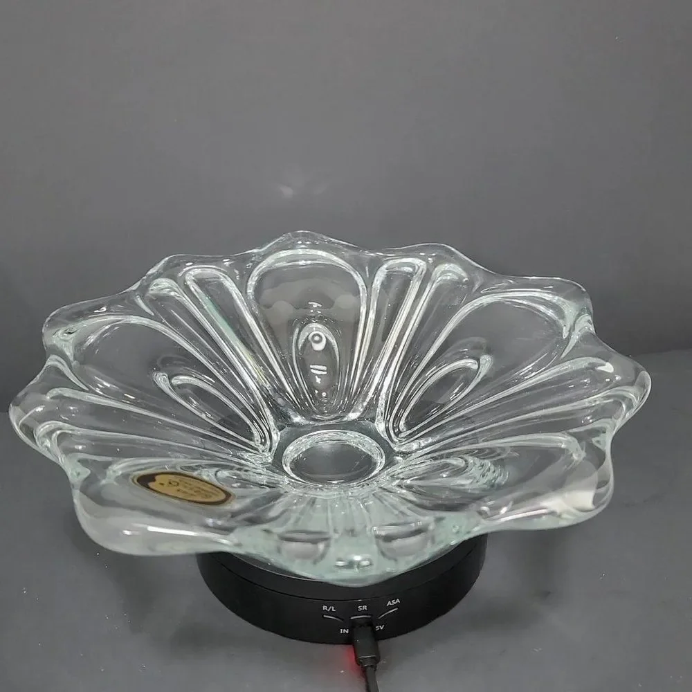 Lux Glass Austria Clear Scalloped Crystal Fruit‎ Bowl Hand Fashioned Art Glass